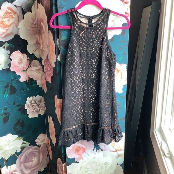 Lovers & Friends Black Lace Dress - Picture 6 of 6